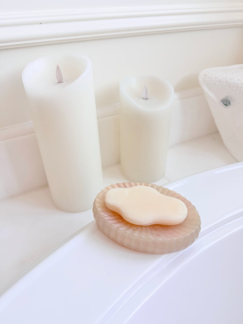 L'Occitane Lavender and Verbena Extra-Gentle Soap