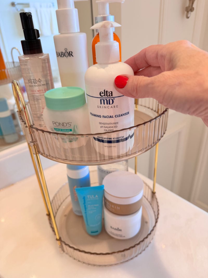 Rotating Makeup Organizer | Best Face Washes for Mature Skin