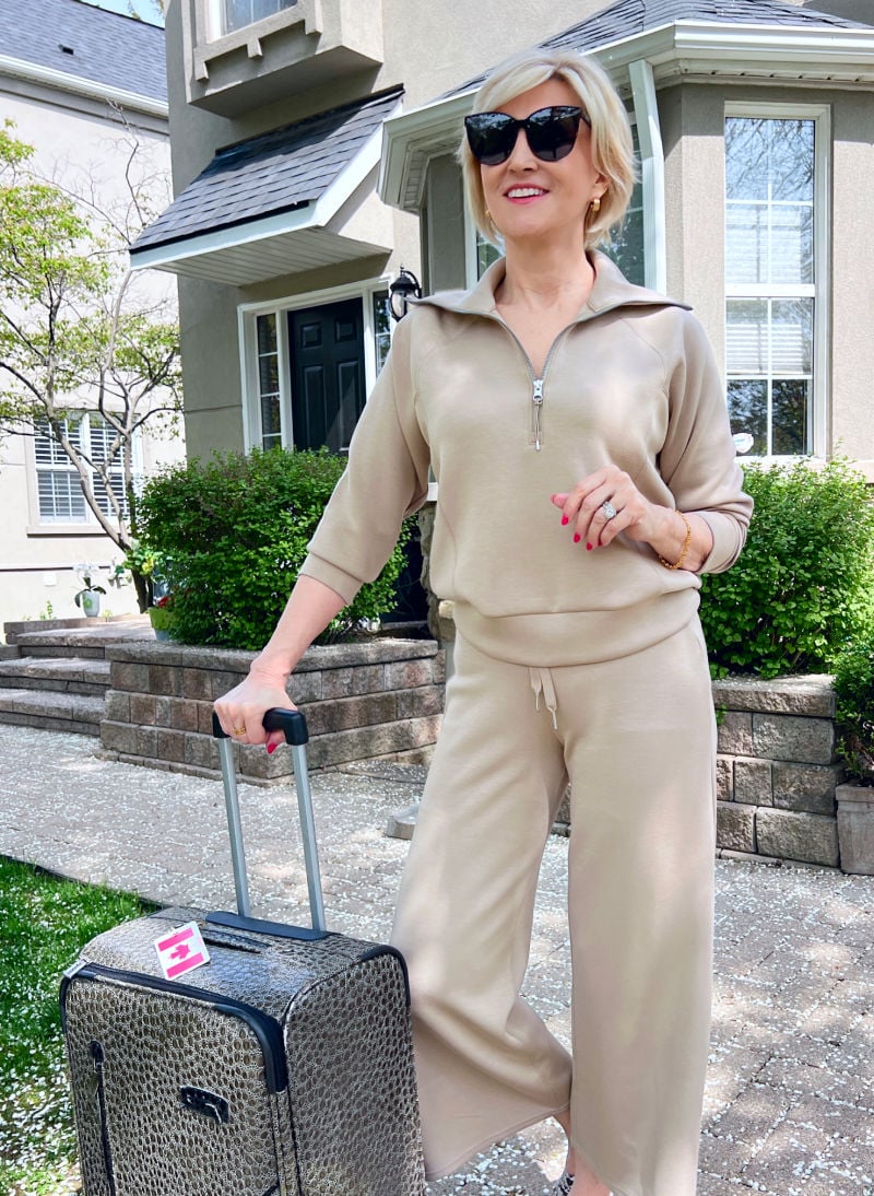 travel outfit