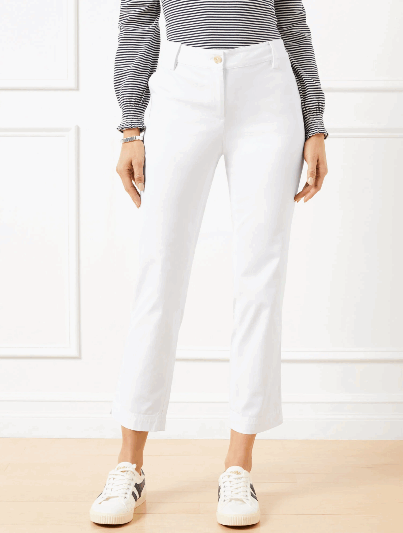 White Ankle Pants or Cropped Jeans, What to Add to a Summer Capsule Wardrobe